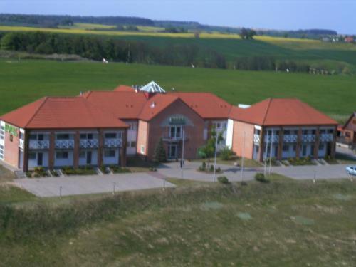 Greenline Hotel Hellfeld Neubrandenburg Exterior photo